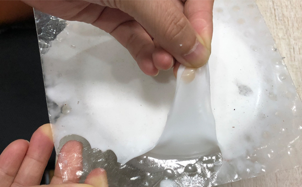 怎么清除還沒(méi)有固化的模具硅膠 ？