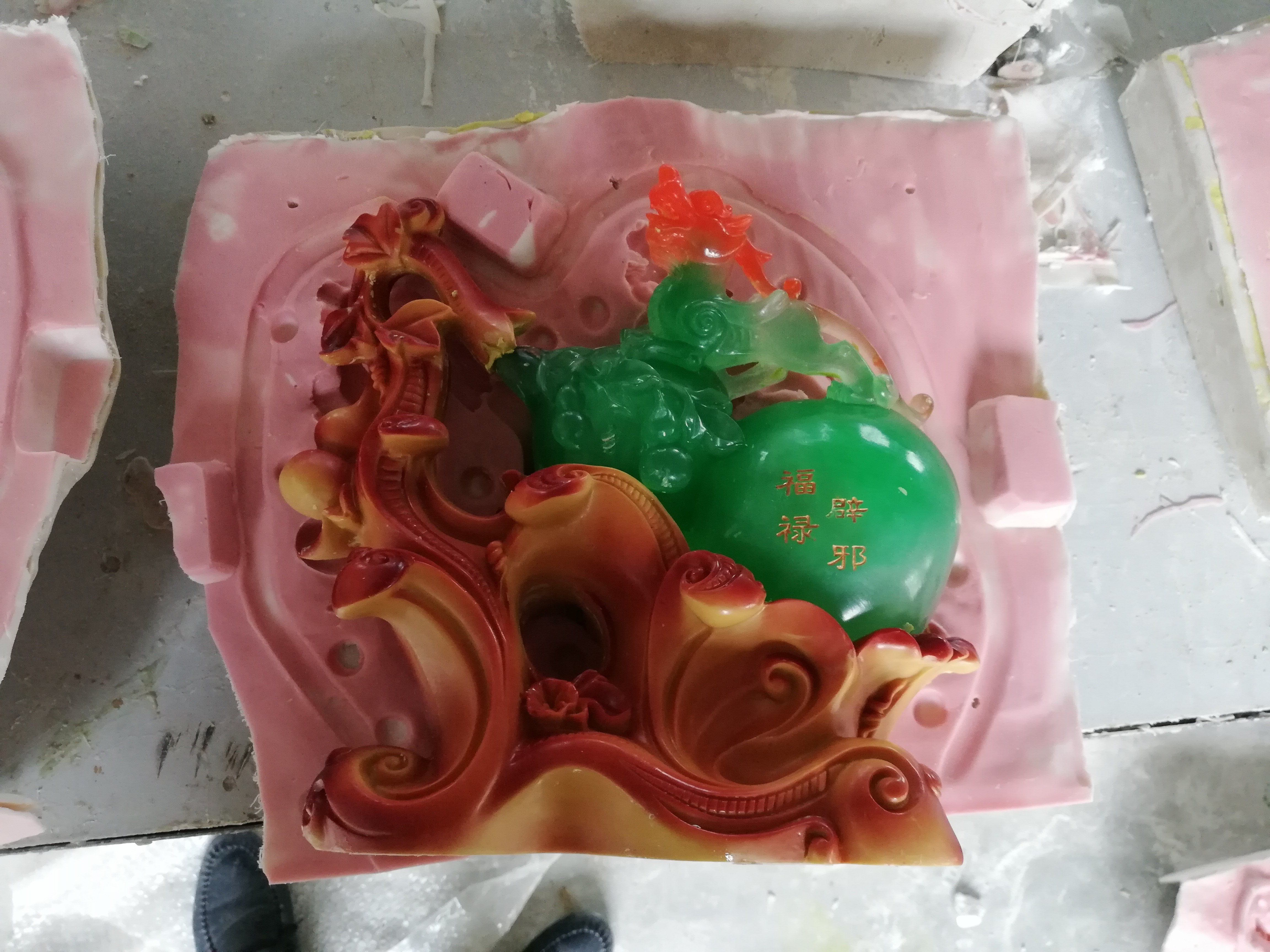 工業(yè)級(jí)模具硅膠不耐高溫怎么辦？
