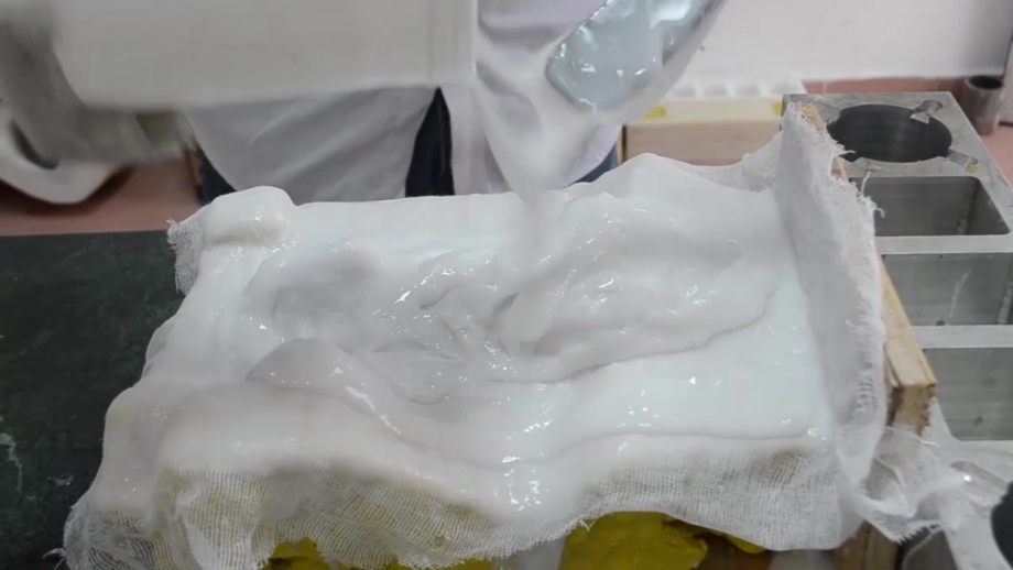 模具硅膠刷模如何使用，有什么需要注意的 ？